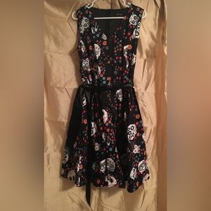 Size3XL from Amazon never worn sugar skull dress